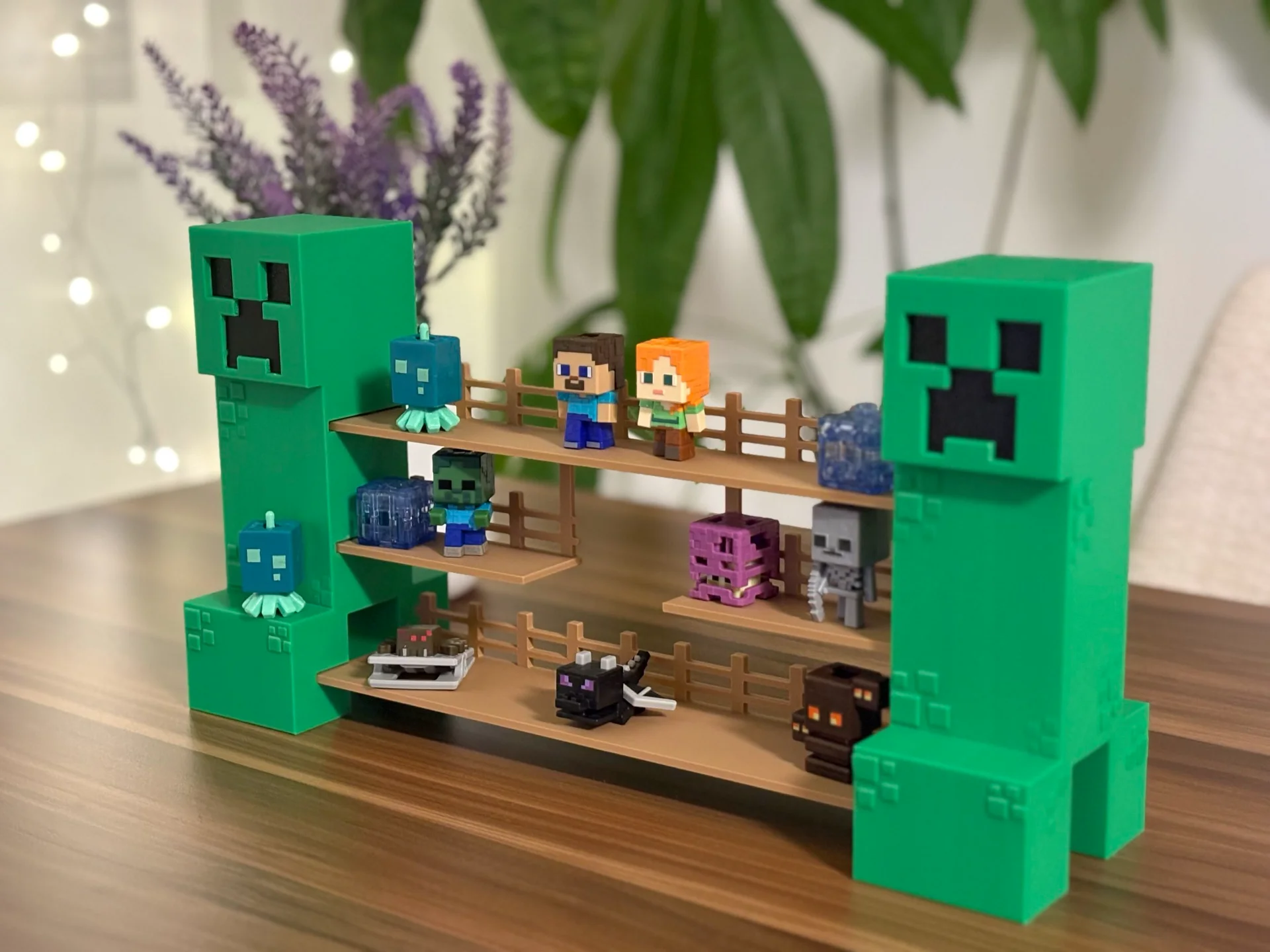 Minecraft Polička Creeper